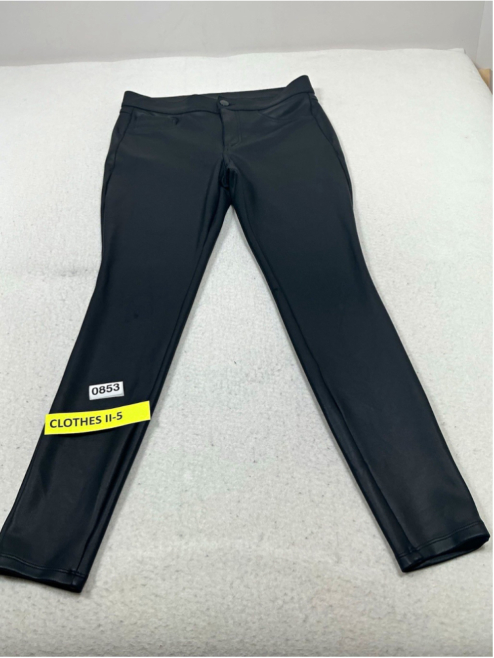 Express Women’s Black Faux Leather Skinny Pants Stretch Zip size 8 R